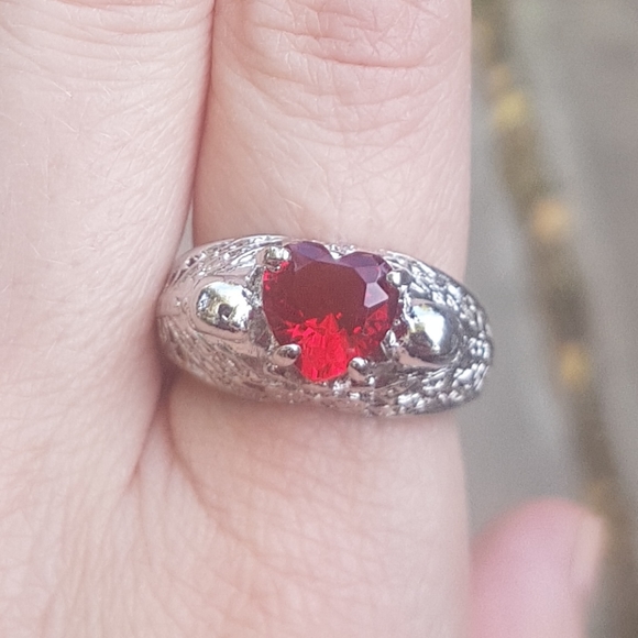 💀❤️ Skull Love Ring - Picture 6 of 8